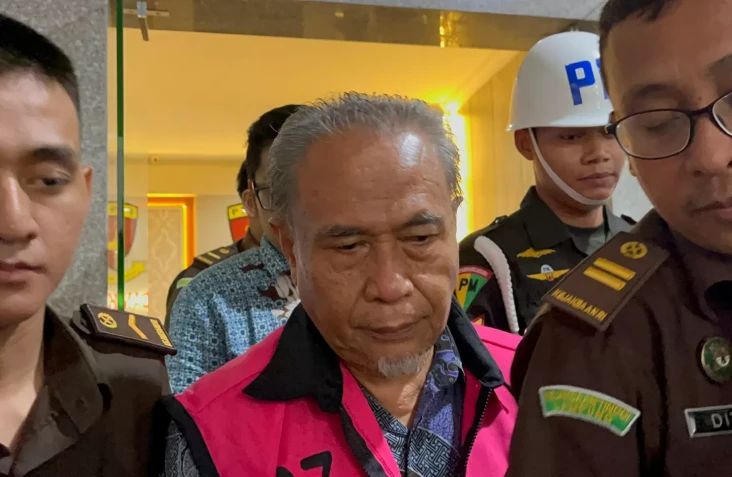 Mantan Kepala BPN Lampung...