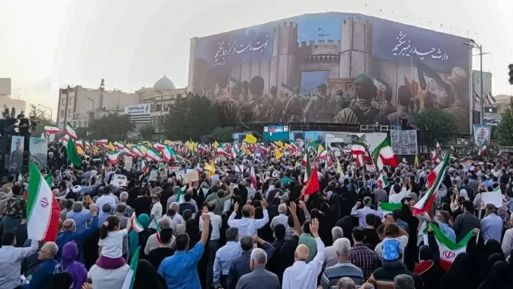 Mengenal Isfahan, Kota...