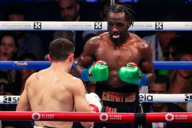 Terence Crawford Hindarilah...
