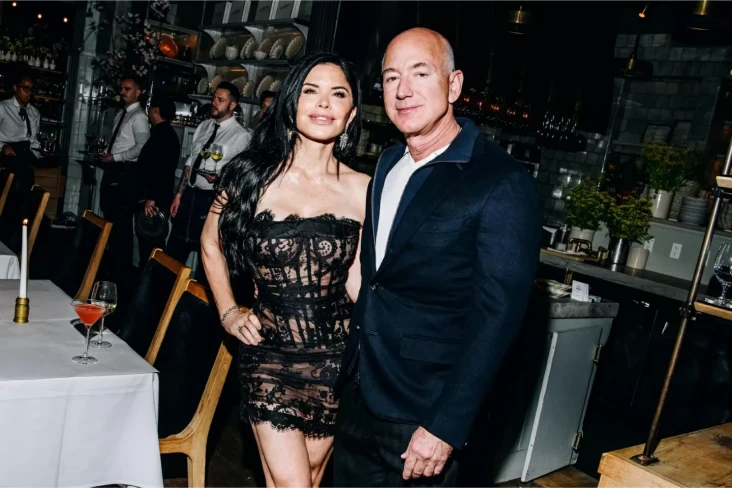 Jeff Bezos Kuasai Venesia...