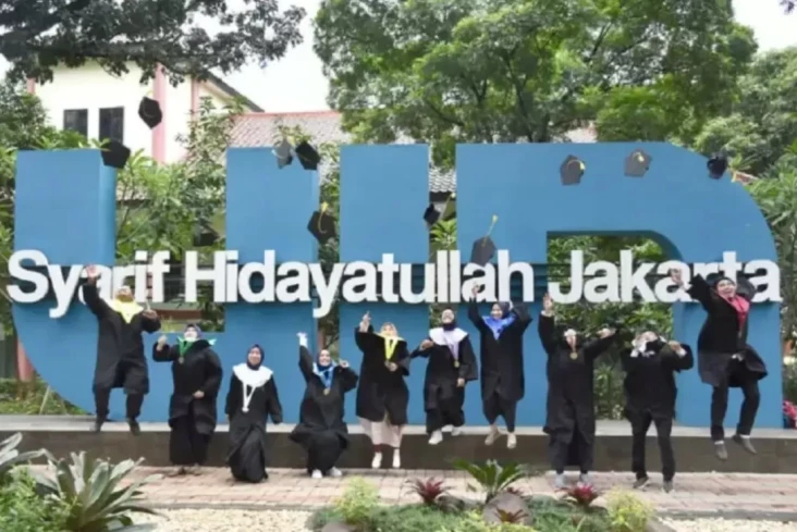 DEMA UIN Jakarta Gelar...