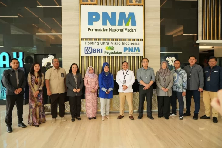 Dari Indonesia untuk...