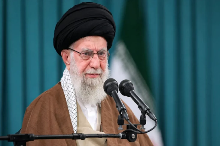 Khamenei Sebut Israel...