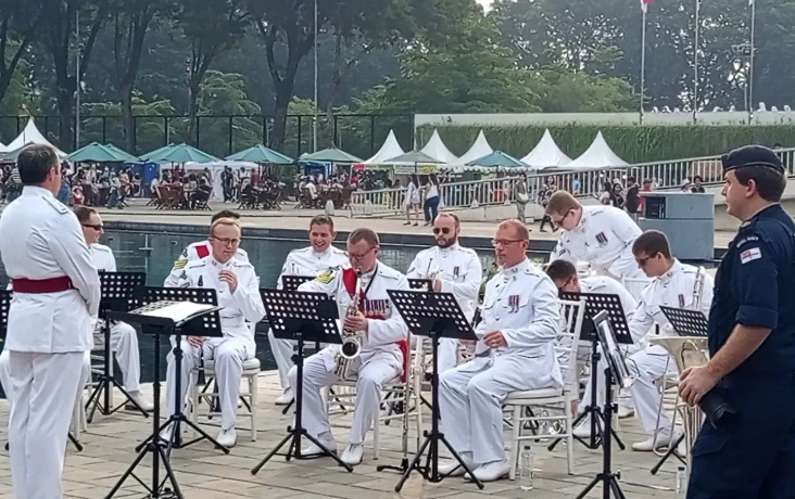 Royal Marine Band Unjuk...