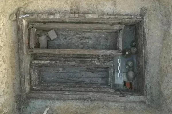 Makam Berusia 1.800...