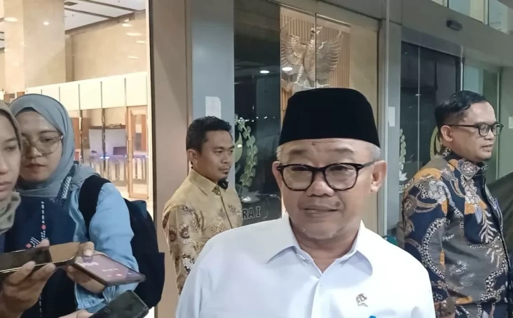Raker dengan Komisi...