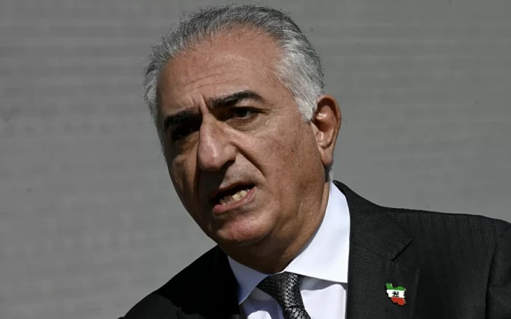 Profil Reza Pahlavi,...