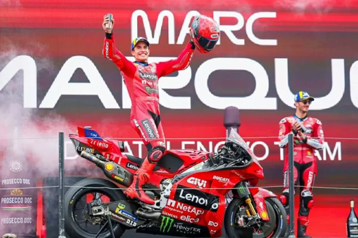 Jorge Lorenzo Beri Peringatan...