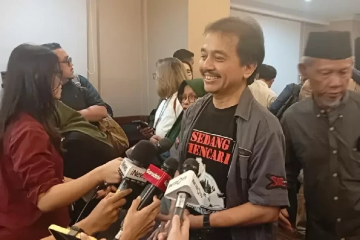 Roy Suryo Cs Mangkir...