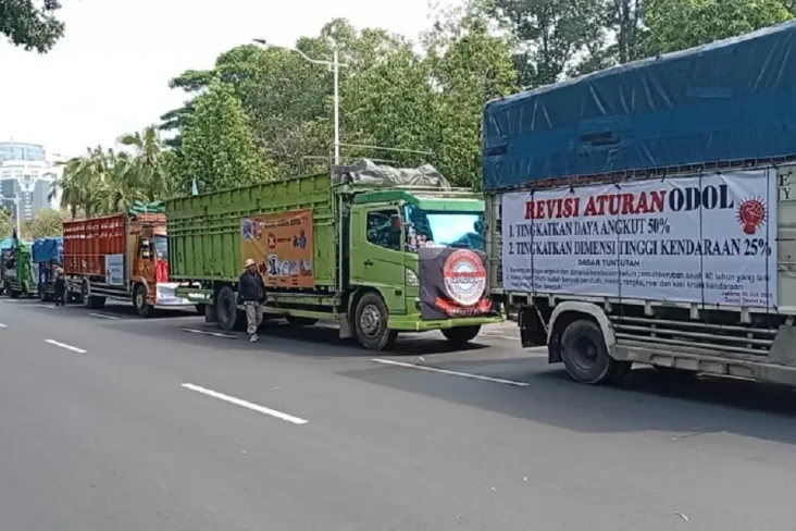 6 Orang Ditangkap Polisi...