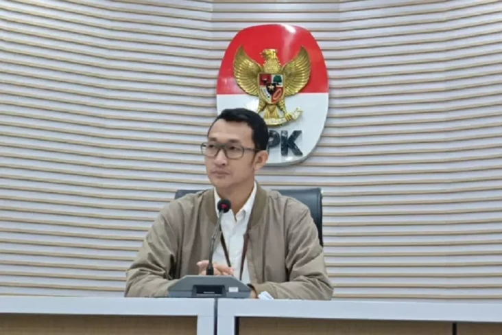 Geledah Kantor PUPR...