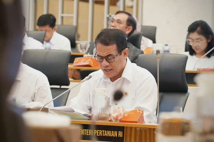 Mentan Amran Raker dengan...