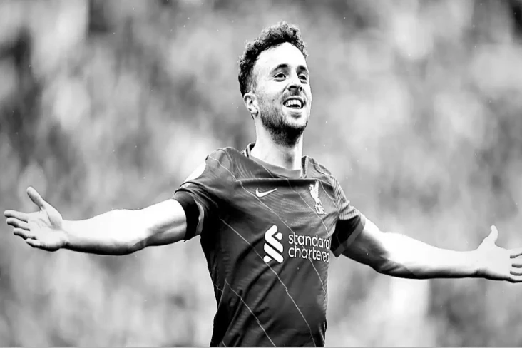Striker Liverpool Diogo...