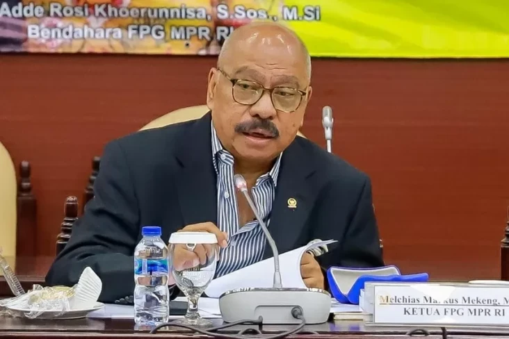 Mekeng Minta Dana Pendidikan...