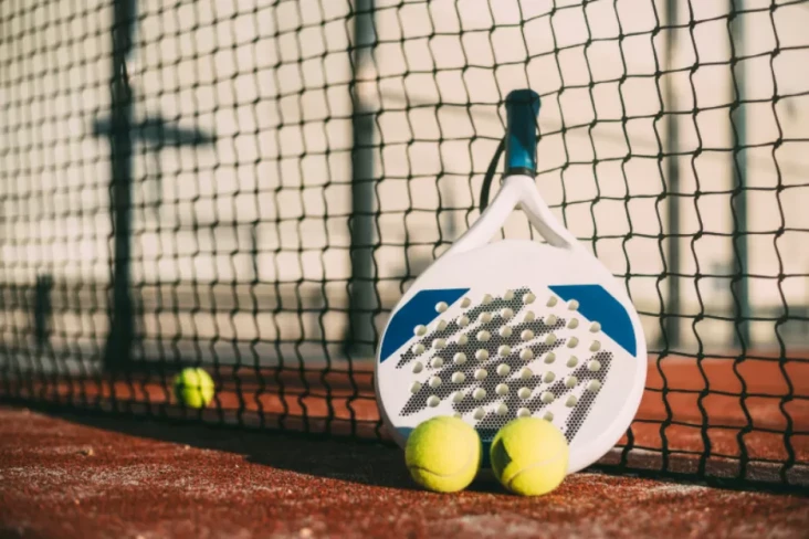 Mengapa Olahraga Padel...