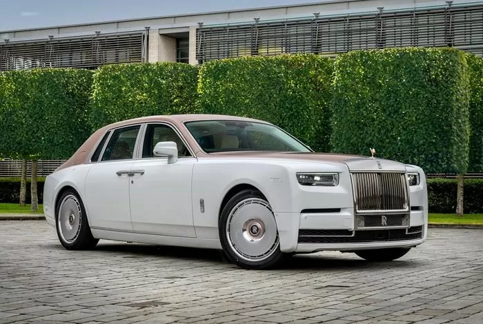 Roll-Royce Phantom Dentelle...