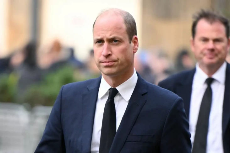Pangeran William Mulai...