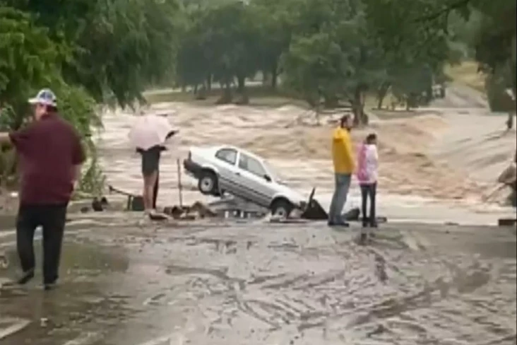 Banjir Bandang Texas:...