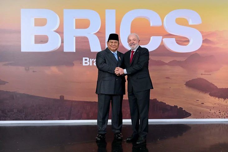 Prabowo Hadiri KTT BRICS,...