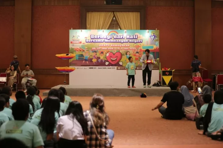 Jakarta Fair Berbagi...