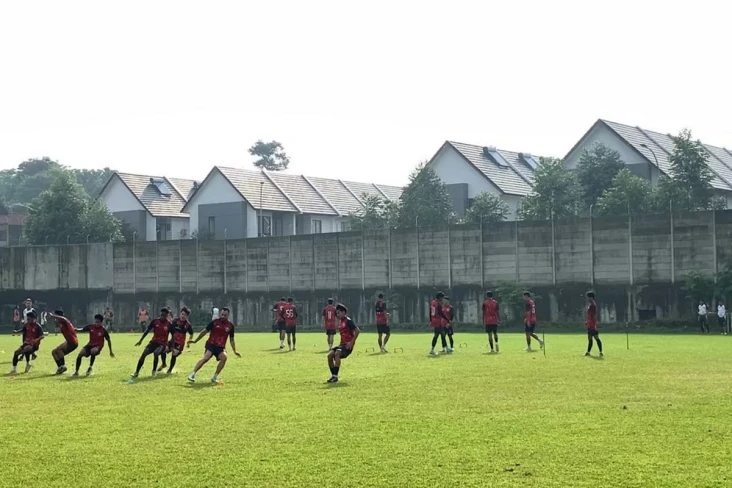 Macan Kemayoran Mengaum!...