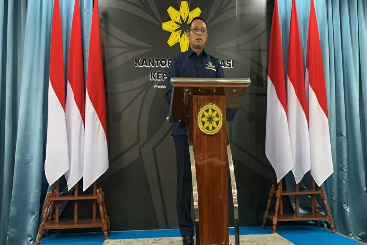 Presiden Prabowo Luncurkan...