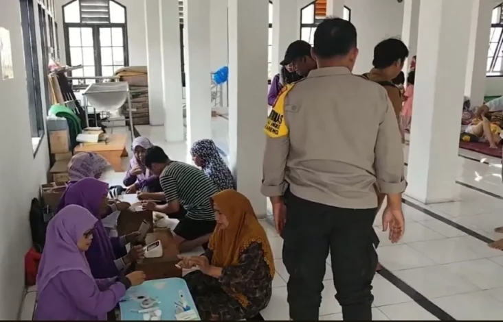 Banjir Rendam Kedaung...