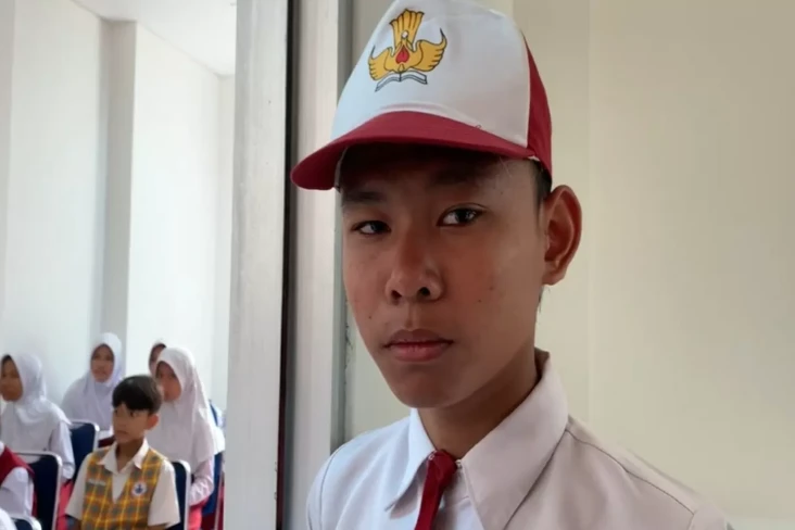 Cerita Fadil, Anak Tukang...