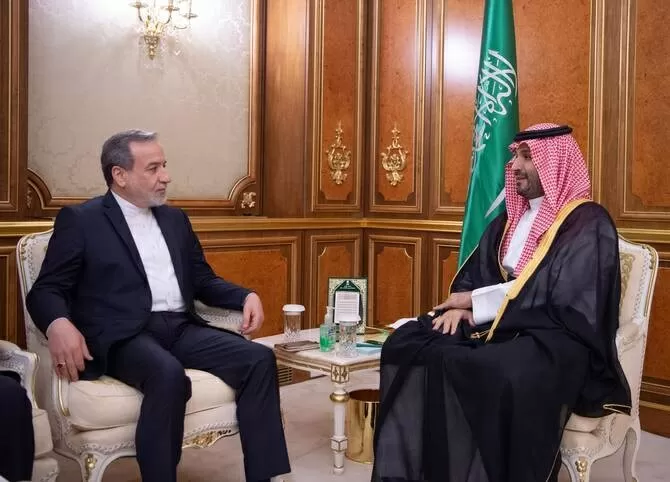 Menlu Iran dan Putra...