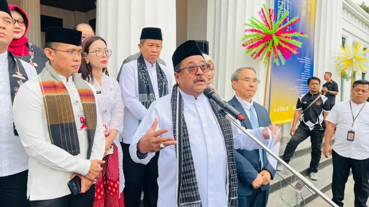 Rano Karno Keukeuh Car...