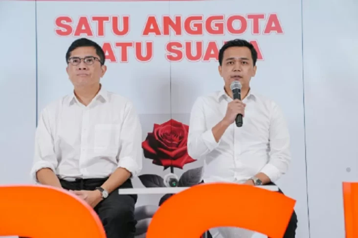 Ronald Sinaga Unggul...
