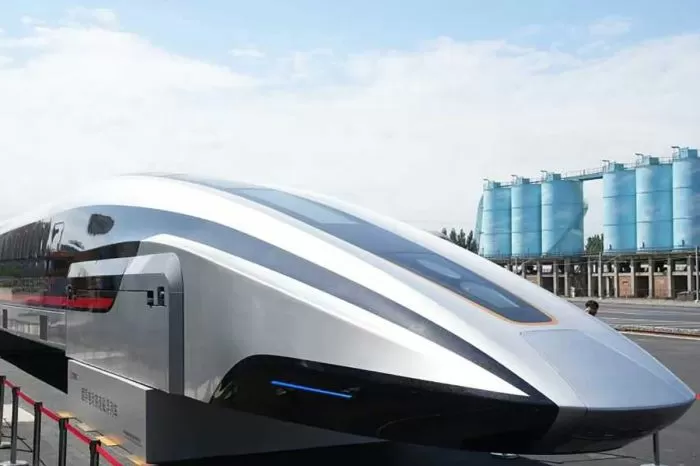China Kenalkan Kereta...