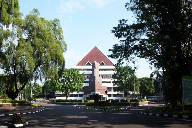 1.085 Calon Mahasiswa...