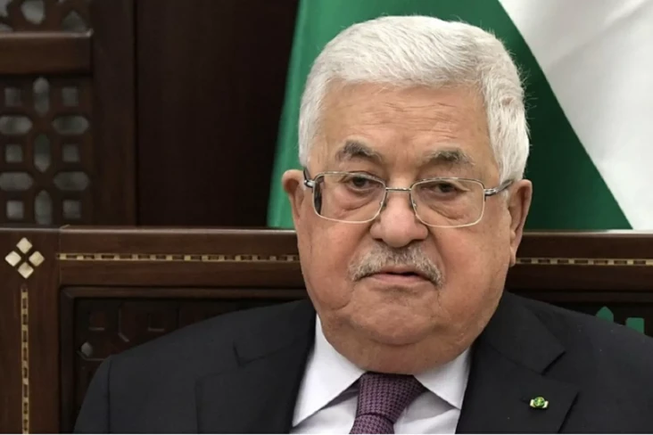Abbas Tuntut Hamas Serahkan...