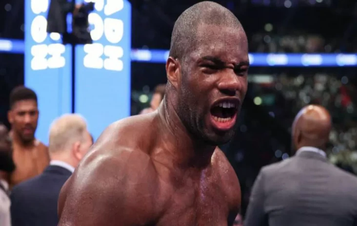Siapakah Daniel Dubois,...