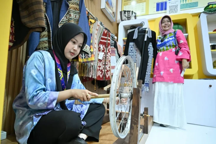 Kemendikdasmen Tampilkan...