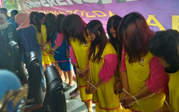 Sahroni Desak Sindikat...