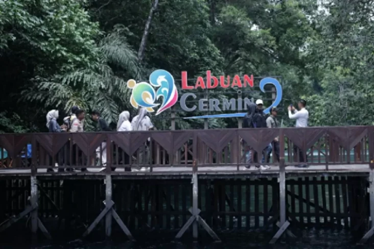 Gubernur Kaltim Bakal...