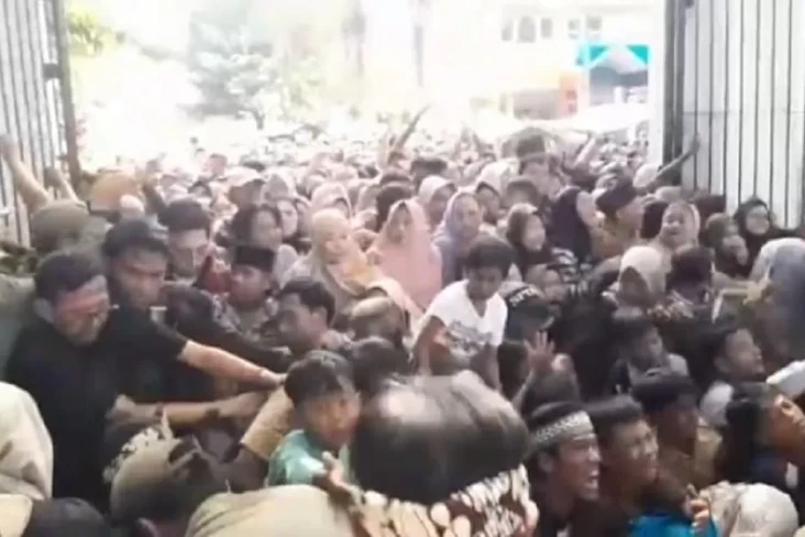 Pesta Rakyat Pernikahan...