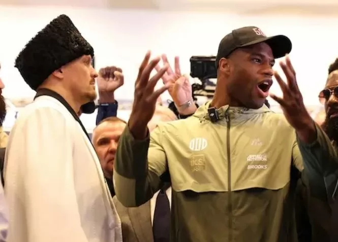 Oleksandr Usyk vs Daniel...