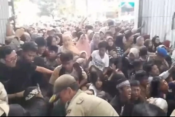 Polda Jabar Investigasi...