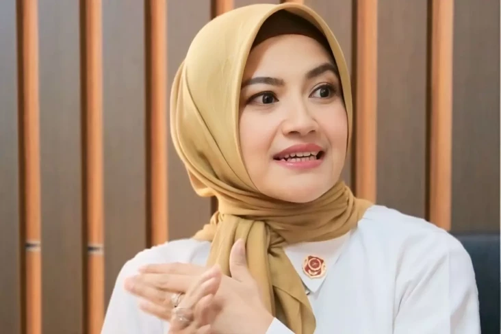 Riwayat Pendidikan Stafsus...