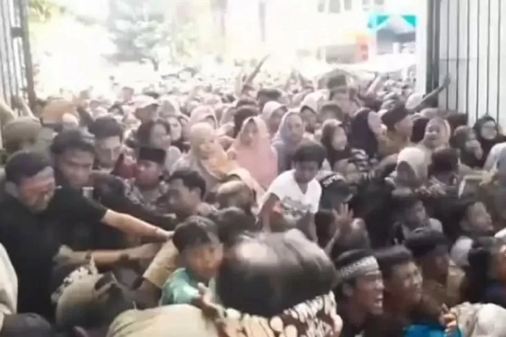 Tragedi Pesta Rakyat...