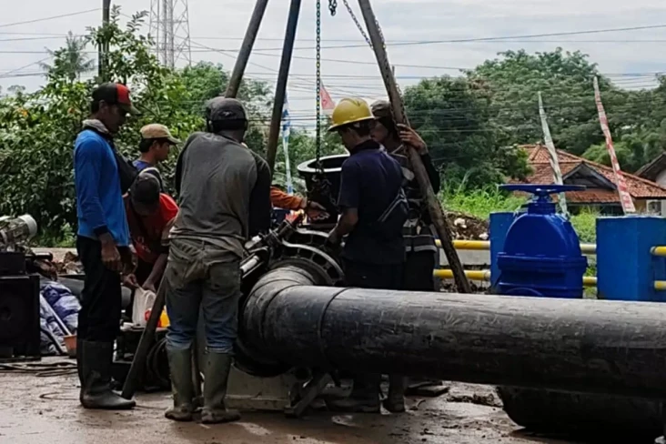 Kabupaten Bekasi Targetkan...