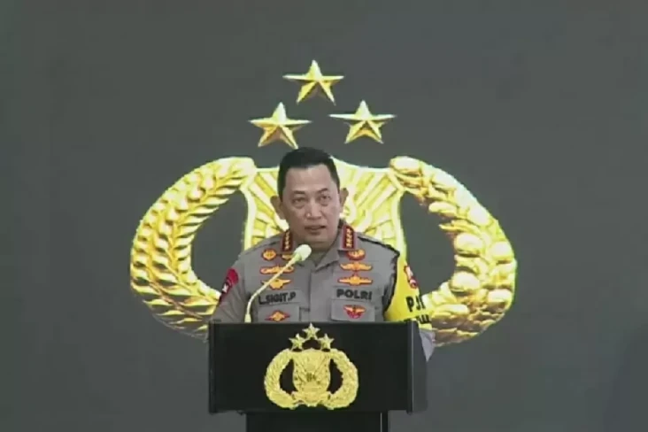 20 Jenderal Polisi Tinggalkan...