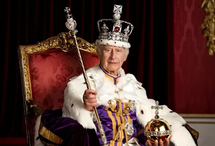 Raja Charles III Akan...