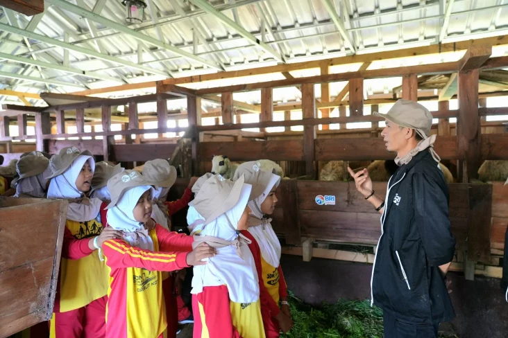 BRI Kenalkan Dunia Pertanian...