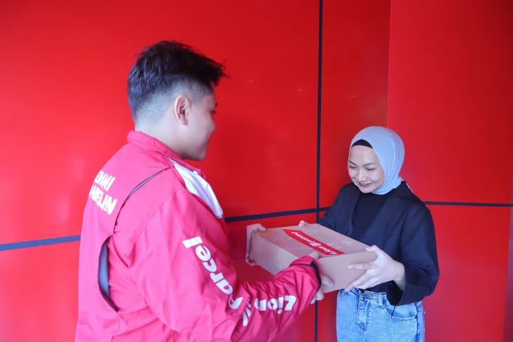 Lion Parcel Terapkan...