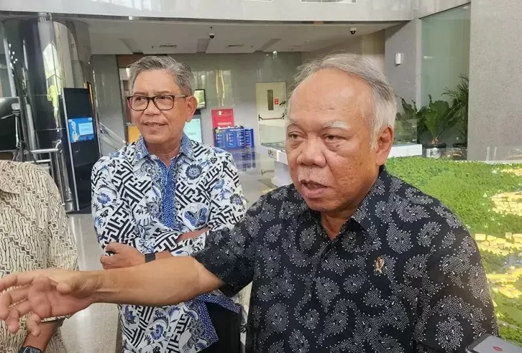Pak Bas Kirim Surat...