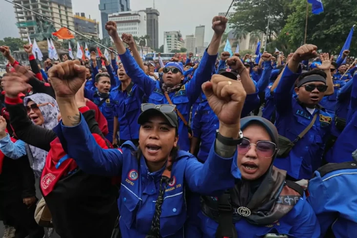 Buruh Ancam Demo Besar-besaran...